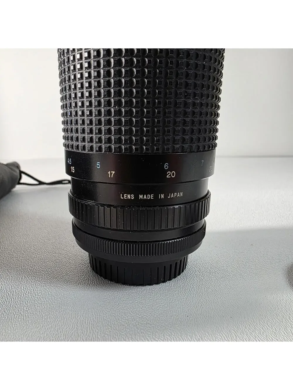Tokina RMC 300mm f5.6 Telephoto Lens W/Caps & Soft Case